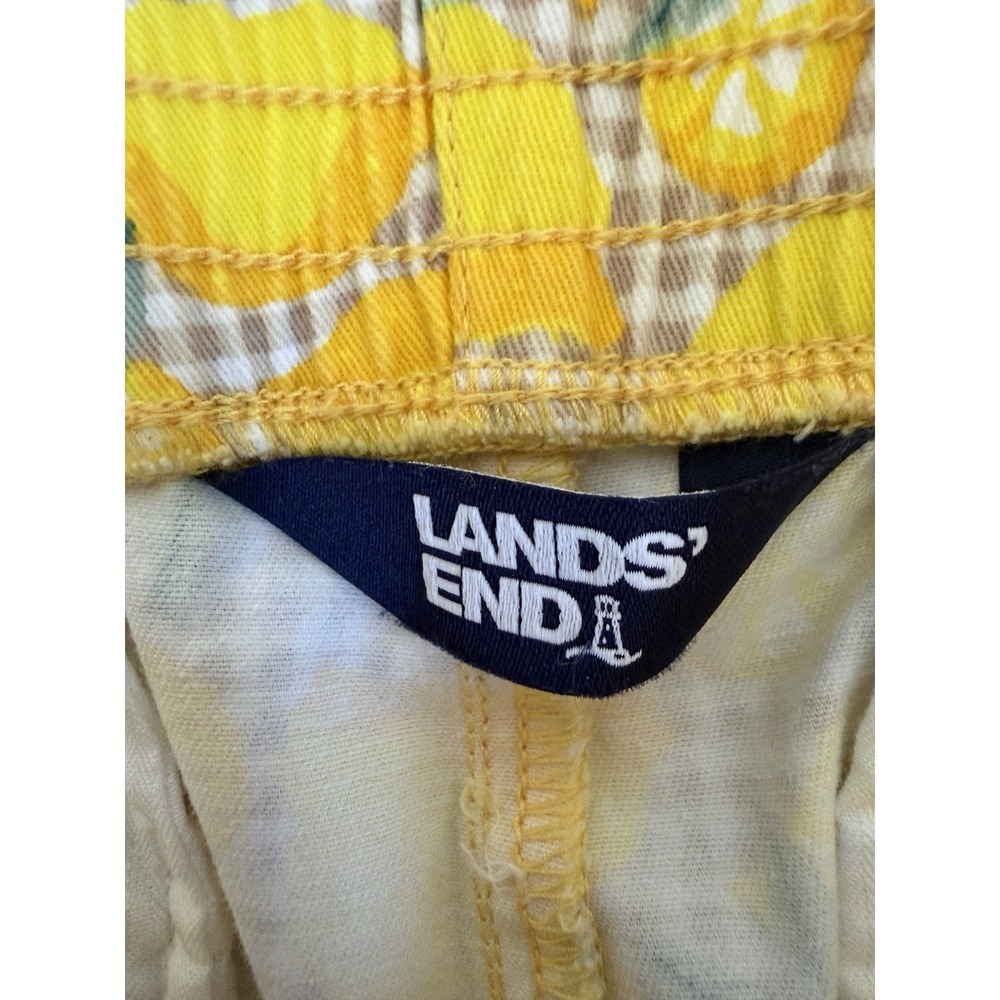 Lands End Womens Shorts Size 8 Yellow Lemon Print Mid Rise Cotton Chino - Picture 13 of 15